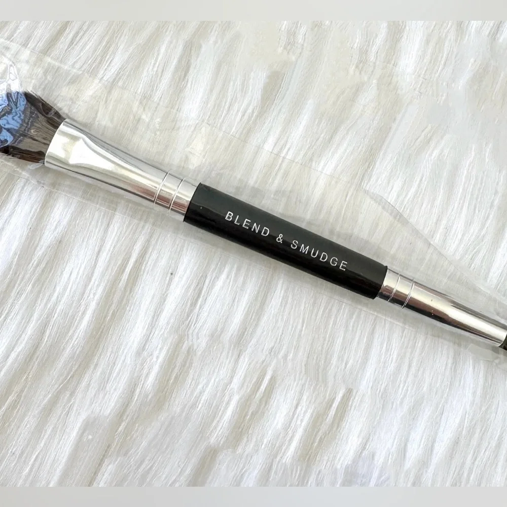 RARE BAREMINERALS BRUSH